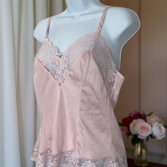 VTG Pink Satin Lace Trim Camisole Top W/Rose Applique Size XS Coquette Romantic - Picture 1 of 12